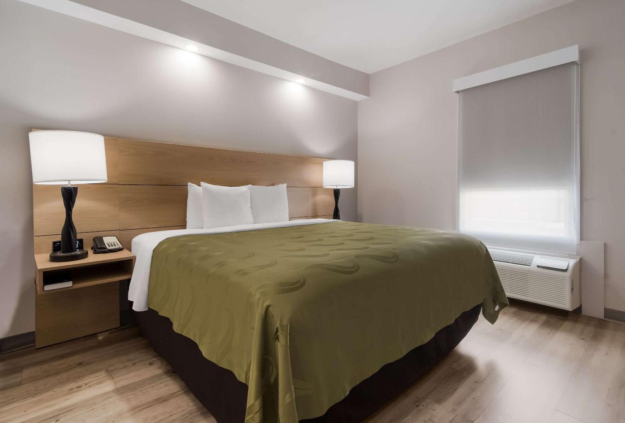 Quality Inn Goldsboro Bagian luar foto