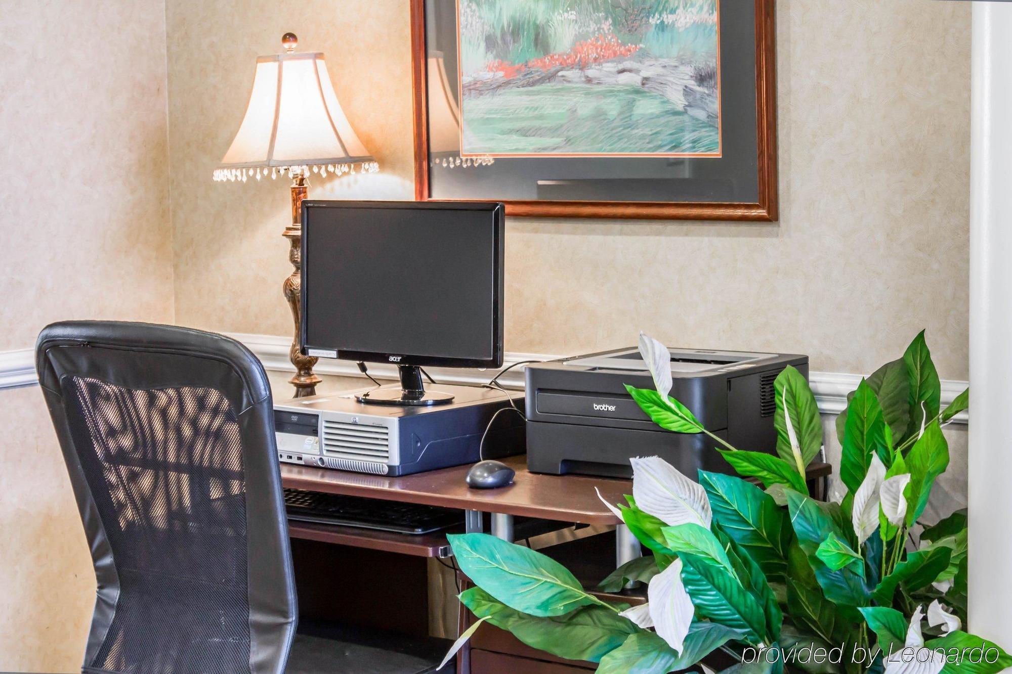 Quality Inn Goldsboro Bagian luar foto